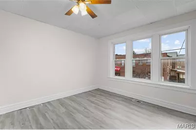 3205 Ivanhoe Avenue, Saint Louis, MO 63139 - Photo 14