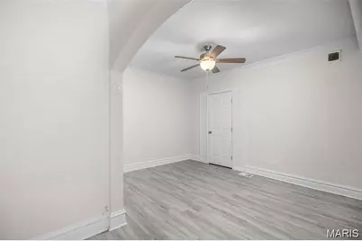 3205 Ivanhoe Avenue, Saint Louis, MO 63139 - Photo 2