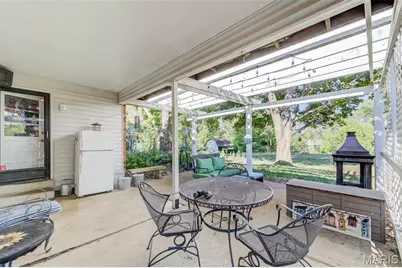 3901 Rue De Renard, Saint Louis, MO 63034 - Photo 2