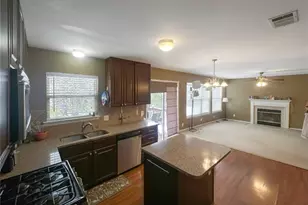 852 Molloy Dr, Saint Charles, MO 63366 - Photo 6