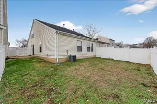 850 Liberty Village Dr, Florissant, MO 63031 - Photo 28