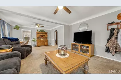 431 Kingston Drive, Saint Louis, MO 63125 - Photo 8