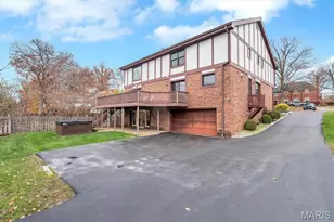 49 Granada Way, Ladue, MO 63124 - Photo 60