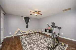 1528 Coachway Ln, Hazelwood, MO 63042 - Photo 18