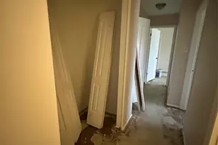 8751 Sieloff Dr, Hazelwood, MO 63042 - Photo 8