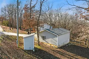 187 Wildwood Dr, Camdenton, MO 65052 - Photo 38