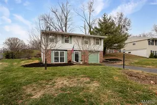 915 Trianon Ln, Unincorporated, MO 63011 - Photo 4