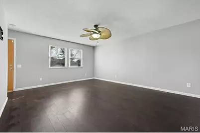 11955 Red Barn Court, Florissant, MO 63033 - Photo 4