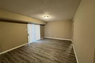 12113 La Padera Ln, Florissant, MO 63033 - Photo 4