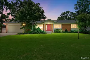 744 Bergerac Dr, Saint Louis, MO 63141 - Photo 2