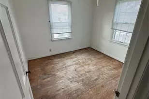 8139 Blanchard Dr, Berkeley, MO 63134 - Photo 10