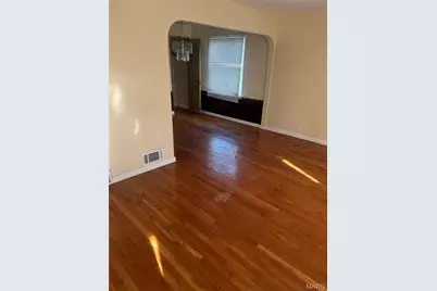 8139 Blanchard Drive, Berkeley, MO 63134 - Photo 6