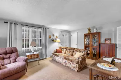 864 Strawberry Lane, Jackson, MO 63755 - Photo 8