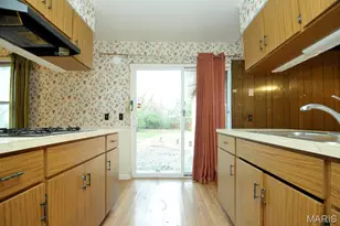 4753 Titan Ct, Mehlville, MO 63128 - Photo 14