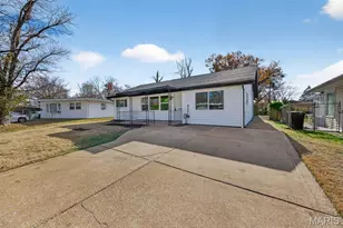 8408 Engler Ave, Saint John, MO 63114 - Photo 4