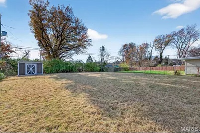 8408 Engler Avenue, Saint John, MO 63114 - Photo 26