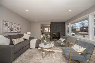 10081 Thorpe Ave, Saint Louis, MO 63114 - Photo 8