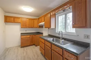 450 Hillcrest Dr, Bourbon, MO 65441 - Photo 16