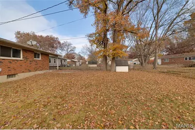 7274 Tannoia Drive, Hazelwood, MO 63042 - Photo 36