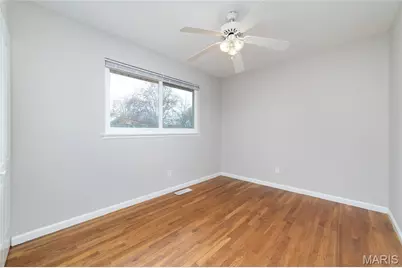 7274 Tannoia Drive, Hazelwood, MO 63042 - Photo 18