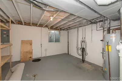 11829 Sologne Court, Maryland Heights, MO 63043 - Photo 30