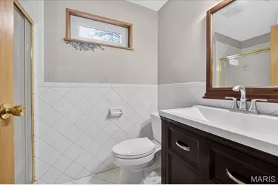 1704 Marsha Lane, Maryland Heights, MO 63043 - Photo 28