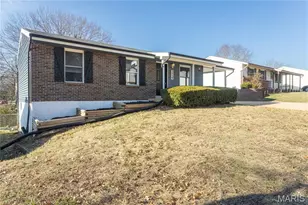3939 Hawthorn Dr, Imperial, MO 63052 - Photo 2