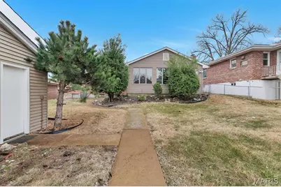 6539 Bancroft Avenue, Saint Louis, MO 63109 - Photo 6