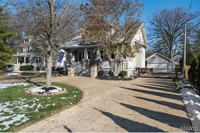 716 N Kirkwood Road, Kirkwood, MO 63122 - Photo 2