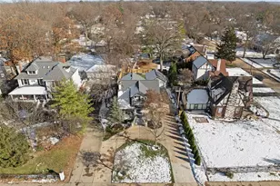 716 N Kirkwood Rd, Kirkwood, MO 63122 - Photo 50