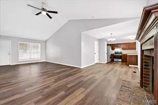 2952 Flower Ln, Saint Louis, MO 63129 - Photo 8