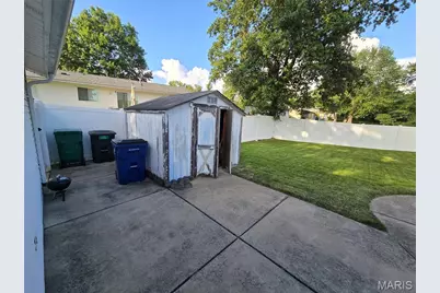 12136 La Padera Lane, Florissant, MO 63033 - Photo 24