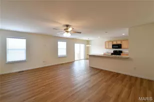 601 Fence Row Drive, Wentzville, MO 63385 - Photo 4