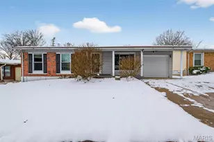12119 El Camara Dr, Florissant, MO 63033 - Photo 1
