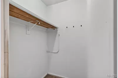 2405 Buttonwood Court, Florissant, MO 63031 - Photo 22