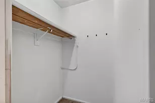 2405 Buttonwood Ct, Florissant, MO 63031 - Photo 22