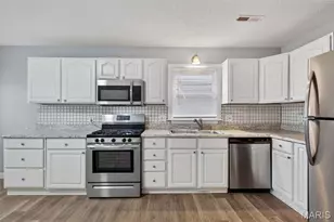 2405 Buttonwood Ct, Florissant, MO 63031 - Photo 26
