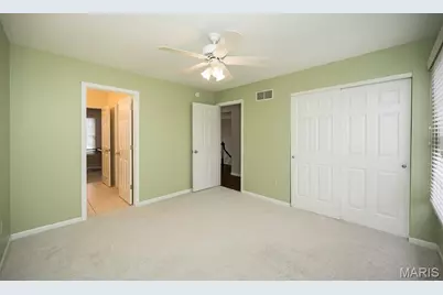 15831 Barons Way Drive, Chesterfield, MO 63017 - Photo 24