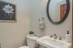 15831 Barons Way Dr, Chesterfield, MO 63017 - Photo 12