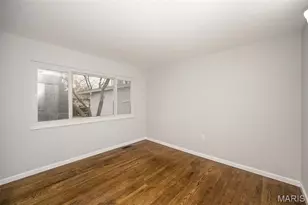 8 Winners Cir, Florissant, MO 63033 - Photo 14