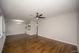 8 Winners Cir, Florissant, MO 63033 - Photo 4