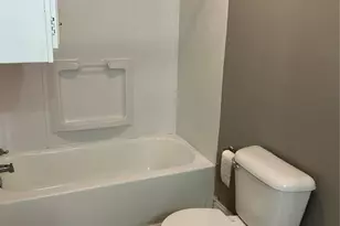 2530 Oakland Ave, Maplewood, MO 63143 - Photo 6