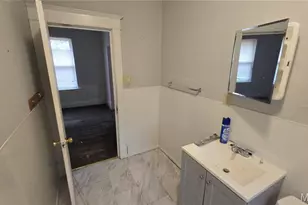 6350 Madison Ave, Saint Louis, MO 63134 - Photo 12