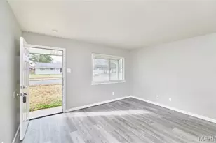 665 Central Pkwy, Florissant, MO 63031 - Photo 4