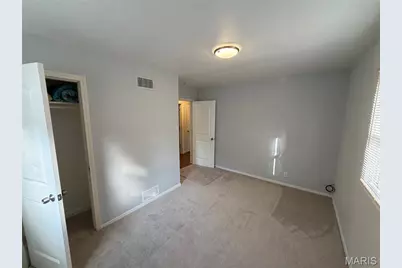 721 Beardsley Court, Saint Louis, MO 63135 - Photo 4