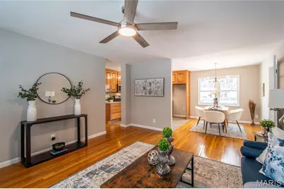 9109 Tiber Court, Saint Louis, MO 63123 - Photo 8