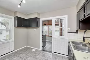 11921 Larimore Rd, Saint Louis, MO 63138 - Photo 10