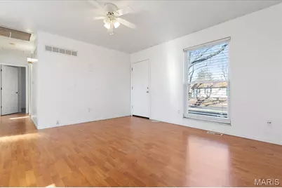 3051 Saint Daphne Drive, Saint Charles, MO 63301 - Photo 6