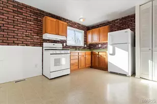 3051 St Daphne Dr, Saint Charles, MO 63301 - Photo 12