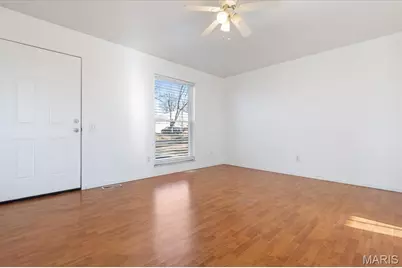 3051 Saint Daphne Drive, Saint Charles, MO 63301 - Photo 4